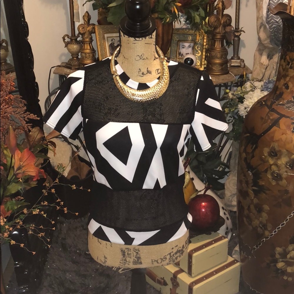 Top - Picture 2 of 8